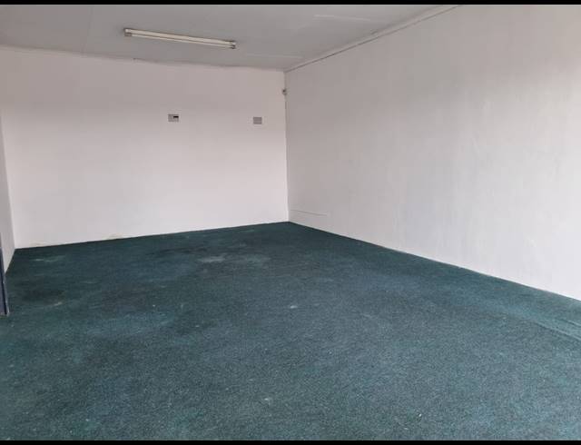 50M² RETAIL TO LET IN WHITE RIVER CENTRAL